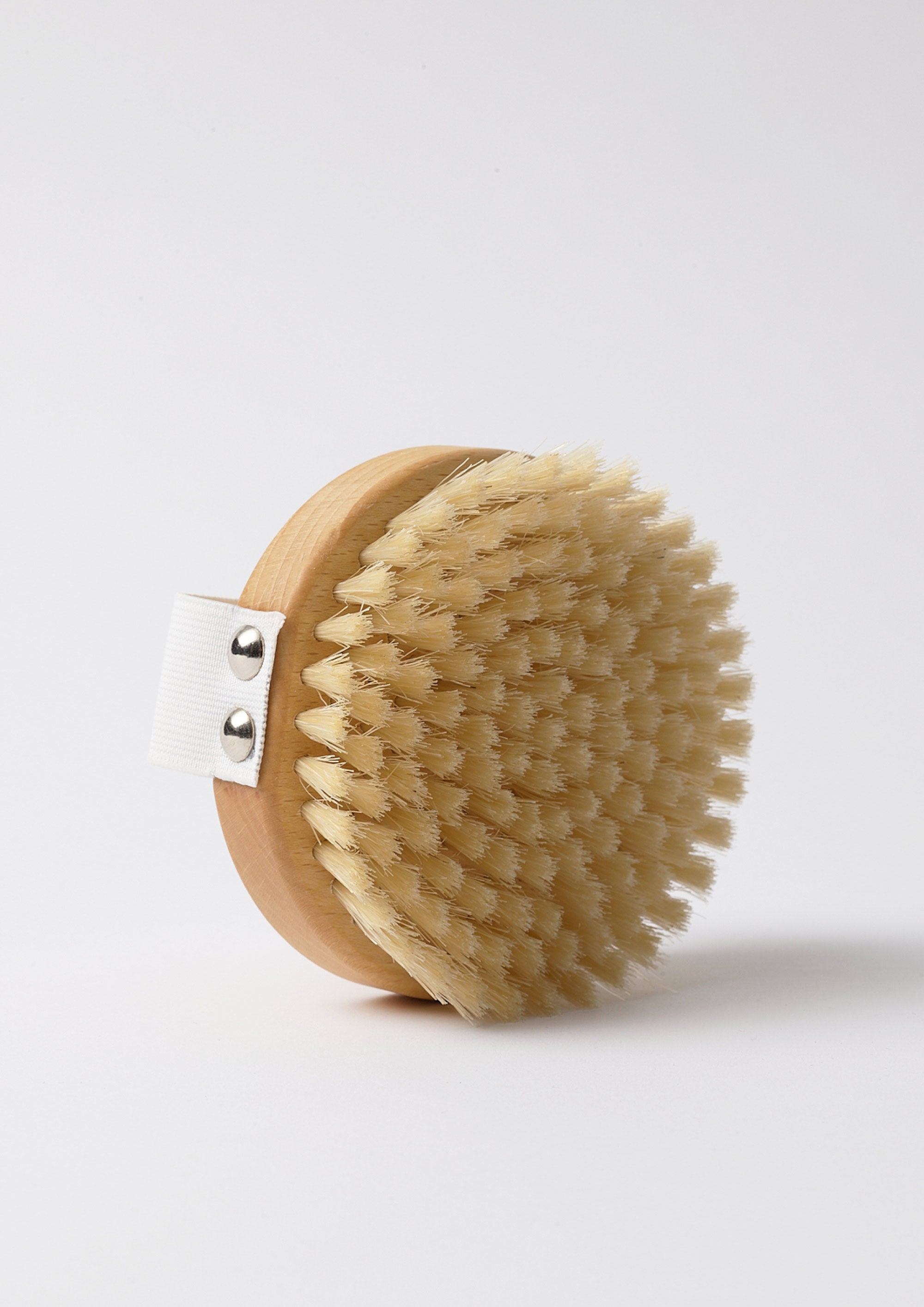 Djusie body brush vartaloharja sivusta