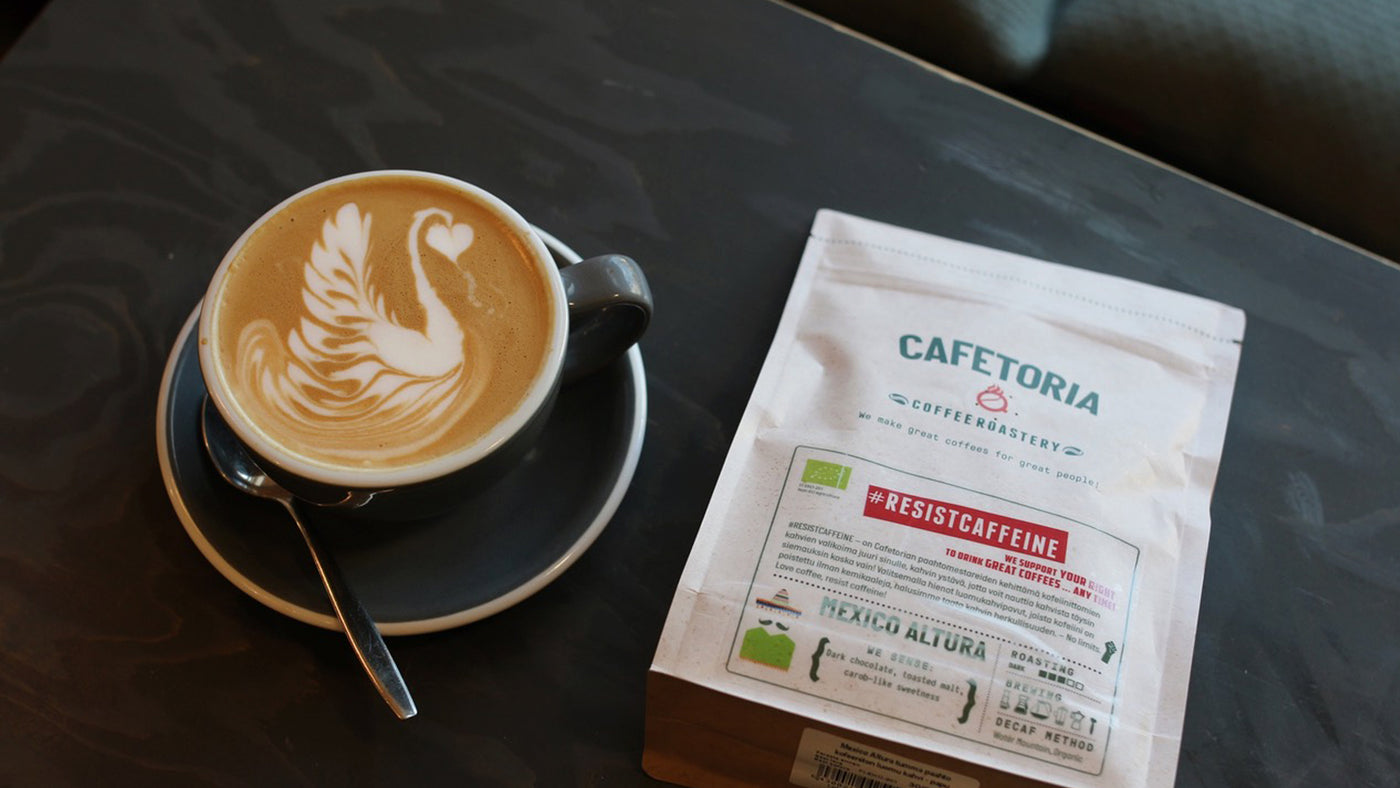 Cappuccino-kuppi ja Cafetorian kahvia